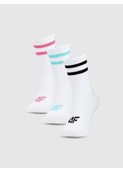 Dziewczęce skarpetki za kostkę 3-pack 4F 4FJWSS25USOCF346 - multikolor ze sklepu Sportstylestory.com w kategorii Skarpetki dziecięce - zdjęcie 179792240