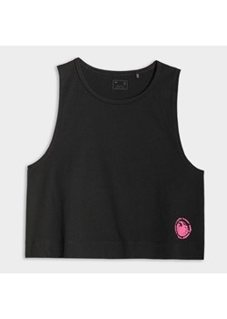 Damski crop top z nadrukiem 4F 4FWSS25TSLEF118 - czarny ze sklepu Sportstylestory.com w kategorii Bluzki damskie - zdjęcie 179792304