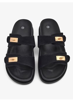 Royalfashion Klapki damskie z ozdobnymi klamerkami Costes ze sklepu royalfashion.pl w kategorii Klapki damskie - zdjęcie 179794972