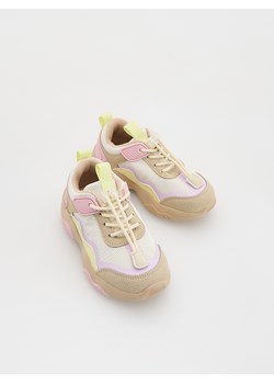 Reserved - Sneakersy ze stoperem - kremowy ze sklepu Reserved w kategorii Buty sportowe dziecięce - zdjęcie 179797740