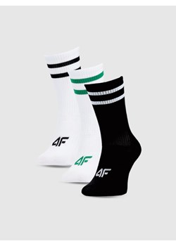 Chłopięce skarpetki za kostkę (3-pack) 4F 4FJWSS25USOCM350 - multikolor ze sklepu Sportstylestory.com w kategorii Skarpetki dziecięce - zdjęcie 179824440