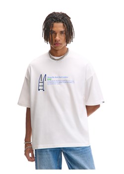 Cropp - Biały T-shirt boxy z The Sims - biały ze sklepu Cropp w kategorii T-shirty męskie - zdjęcie 179828141