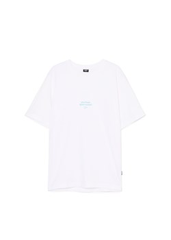 Cropp - Biała koszulka z napisem - biały ze sklepu Cropp w kategorii T-shirty męskie - zdjęcie 179837002