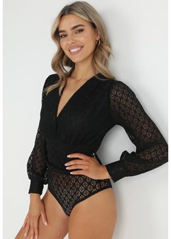 Czarne Koronkowe Body z Długim Rękawem i Ściągaczami Rhianna ze sklepu born2be.pl w kategorii Body damskie - zdjęcie 179993843