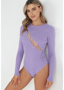 Fioletowe Prążkowane Body z Gorsetowym Wiązaniem Dyllia ze sklepu born2be.pl w kategorii Body damskie - zdjęcie 179996331