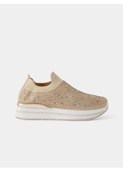Royalfashion Wsuwane damskie materiałowe buty sportowe z cyrkoniami Adeq ze sklepu royalfashion.pl w kategorii Buty sportowe damskie - zdjęcie 180179840