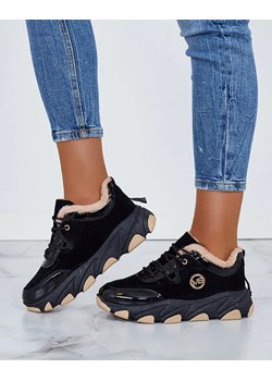 Royalfashion Sneakersy damskie z ociepleniem Caroz ze sklepu royalfashion.pl w kategorii Buty sportowe damskie - zdjęcie 180193250