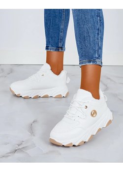 Royalfashion Sneakersy damskie z ociepleniem Caromi ze sklepu royalfashion.pl w kategorii Buty sportowe damskie - zdjęcie 180198121