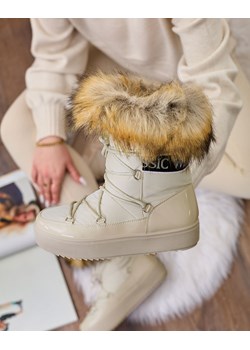 Royalfashion Beżowe wsuwane botki a'la śniegowce damskie Gomllo ze sklepu royalfashion.pl w kategorii Śniegowce damskie - zdjęcie 180199412