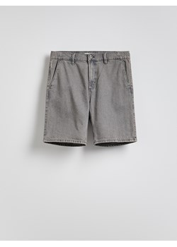 Reserved - Szorty jeansowe slim fit - jasnoszary ze sklepu Reserved w kategorii Spodenki męskie - zdjęcie 180205604
