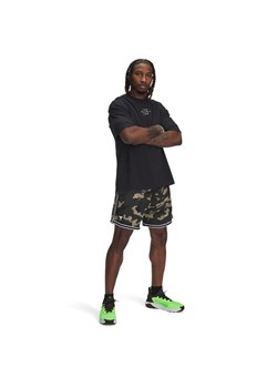 Męskie spodenki treningowe Under Armour Project Rock Mesh Short - khaki ze sklepu Sportstylestory.com w kategorii Spodenki męskie - zdjęcie 180211474