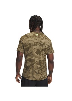 Męska koszulka treningowa Under Armour Project Rock IsoChill SS - brązowa ze sklepu Sportstylestory.com w kategorii T-shirty męskie - zdjęcie 180211484