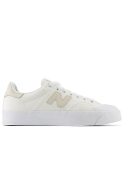 Buty New Balance BB100CGN - białe ze sklepu streetstyle24.pl w kategorii Buty sportowe męskie - zdjęcie 180224534
