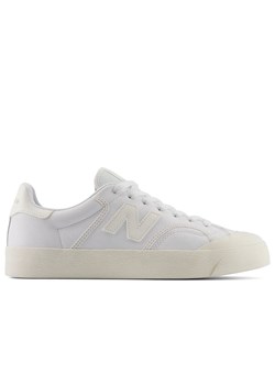 Buty New Balance BB100LGY - białe ze sklepu streetstyle24.pl w kategorii Buty sportowe męskie - zdjęcie 180244362