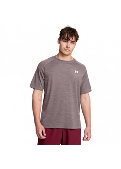 Męska koszulka treningowa Under Armour UA Tech Textured SS - brązowa ze sklepu Sportstylestory.com w kategorii T-shirty męskie - zdjęcie 180247092