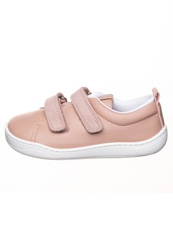 kmins Buty w kolorze jasnoróżowym do chodzenia na boso ze sklepu Limango Polska w kategorii Buty sportowe dziecięce - zdjęcie 180268872