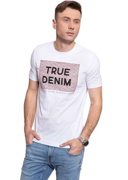 T-SHIRT MĘSKI MUSTANG ALEX C PRINT 1009946 2045 ze sklepu YouNeedit.pl w kategorii T-shirty męskie - zdjęcie 180289402