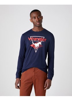 MĘSKI LONGSLEEVE WRANGLER LS MODERN AMERICANA NAVY W7G0D3114 112131821 - id: 42530 - marki Wrangler - 180291070 MĘSKI LONGSLEEVE WRANGLER LS MODERN AMERICANA NAVY W7G0D3114 112131821 ze sklepu YouNeedit.pl w kategorii T-shirty męskie - zdjęcie 180291070