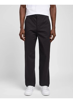 LEE MĘSKIE SPODNIE MATERIAŁOWE LEE RELAXED CHINO BLACK L70XTY01 112145505 ze sklepu YouNeedit.pl w kategorii Jeansy męskie - zdjęcie 180294642