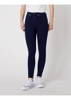SPODNIE DAMSKIE WRANGLER WRIGGLER INK BLUE W2H0JC22H 112128603 ze sklepu YouNeedit.pl w kategorii Jeansy damskie - zdjęcie 180298054