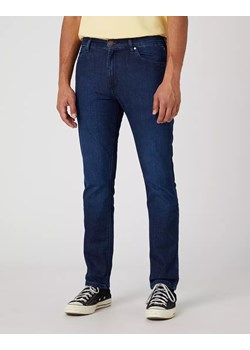WRANGLER LARSTON MĘSKIE SPODNIE JEANSOWE JEANSY SOFT ROCK W18S74Y88 112331092 ze sklepu YouNeedit.pl w kategorii Jeansy męskie - zdjęcie 180304912