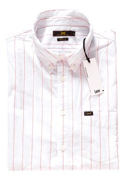 KOSZULA MĘSKA LEE BUTTON DOWN SS BRIGHT RED L886NCEF 112123679 ze sklepu YouNeedit.pl w kategorii Koszule męskie - zdjęcie 180307060