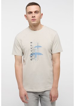 MĘSKA KOSZULKA MUSTANG T-shirt Alex C Print Moonstruck 1013552 2081 ze sklepu YouNeedit.pl w kategorii T-shirty męskie - zdjęcie 180314020