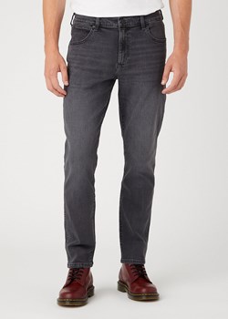 WRANGLER MĘSKIE SPODNIE JEANSOWE LARSTON BLACKOUT W18S29Z79 112330748 ze sklepu YouNeedit.pl w kategorii Jeansy męskie - zdjęcie 180315370