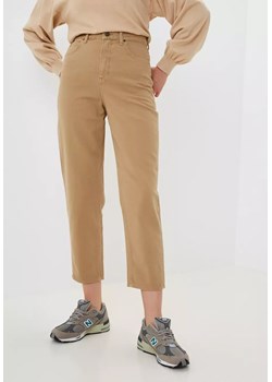 LEE STELLA TAPERED DAMSKIE SPODNIE JEANSOWE STONE GREY L31JSM98 112143812 - id: 36840 - marki Lee - 180316310 LEE STELLA TAPERED DAMSKIE SPODNIE JEANSOWE STONE GREY L31JSM98 112143812 ze sklepu YouNeedit.pl w kategorii Jeansy damskie - zdjęcie 180316310