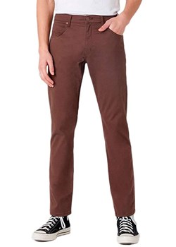 SPODNIE MĘSKIE WRANGLER GREENSBORO COCO BROWN W15QW3H07 112127108 ze sklepu YouNeedit.pl w kategorii Spodnie męskie - zdjęcie 180317264