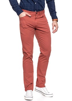 WRANGLER SPODNIE MĘSKIE GREENSBORO SPICE W15QLL89T ze sklepu YouNeedit.pl w kategorii Spodnie męskie - zdjęcie 180318320