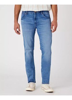 WRANGLER GREENSBORO MĘSKIE SPODNIE JEANSOWE JEANSY END GAME W15QCSZ63 112330712 ze sklepu YouNeedit.pl w kategorii Jeansy męskie - zdjęcie 180324641