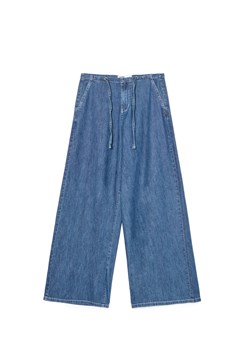 Cropp - Letnie jeansy wide leg - granatowy ze sklepu Cropp w kategorii Jeansy damskie - zdjęcie 180344583
