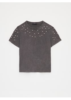 Mohito - Bawełniany szary t-shirt z ozdobnymi elementami - szary ze sklepu Mohito w kategorii Bluzki damskie - zdjęcie 180366990