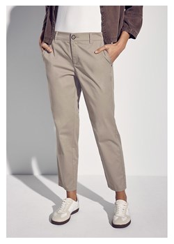 Street One Spodnie w kolorze beżowym ze sklepu Limango Polska w kategorii Spodnie damskie - zdjęcie 180373821