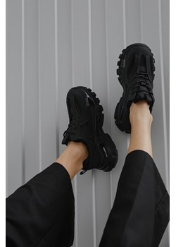 ES8: Czarne sneakersy damskie na grubej podeszwie ze sklepu Estro w kategorii Buty sportowe damskie - zdjęcie 180374274