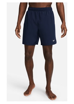 Męskie spodenki do biegania z wszytą bielizną Dri-FIT Nike Challenger 18 cm - Niebieski ze sklepu Nike poland w kategorii Spodenki męskie - zdjęcie 180375502