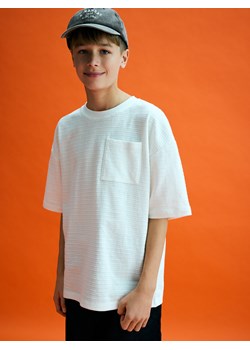 Reserved - T-shirt oversize - złamana biel ze sklepu Reserved w kategorii T-shirty chłopięce - zdjęcie 180379823