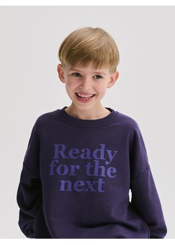 Reserved - Bawełniana bluza z nadrukiem - granatowy ze sklepu Reserved w kategorii T-shirty chłopięce - zdjęcie 180388352