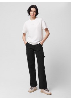 Damskie jeansy straight Outhorn OTHWSS24TTROF721 - czarne ze sklepu Sportstylestory.com w kategorii Jeansy damskie - zdjęcie 180392242