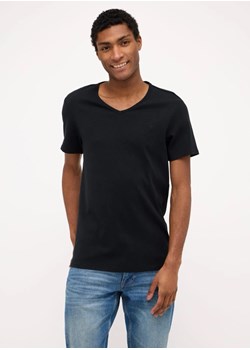 Męski T-shirt MUSTANG Amado Black 1014661 4142 ze sklepu YouNeedit.pl w kategorii T-shirty męskie - zdjęcie 180396283