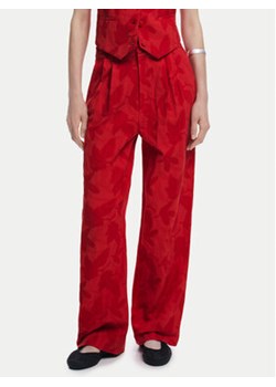 Desigual Spodnie materiałowe Suitrojo 25SWPW33 Czerwony Straight Fit ze sklepu MODIVO w kategorii Spodnie damskie - zdjęcie 180401802