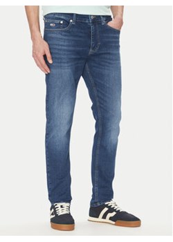 Tommy Jeans Jeansy DM0DM21032 Niebieski Tapered Fit ze sklepu MODIVO w kategorii Jeansy męskie - zdjęcie 180402364