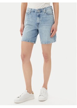Tommy Hilfiger Szorty jeansowe WW0WW45505 Błękitny Regular Fit ze sklepu MODIVO w kategorii Szorty - zdjęcie 180403310