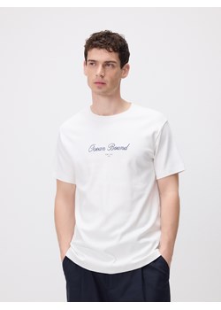 Reserved - T-shirt regular z haftem - złamana biel ze sklepu Reserved w kategorii T-shirty męskie - zdjęcie 180405161