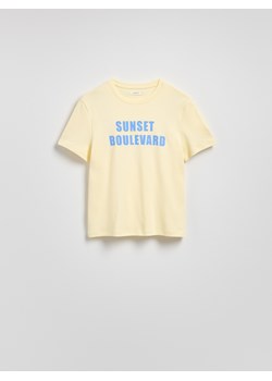 Reserved - T-shirt z nadrukiem - jasnożółty ze sklepu Reserved w kategorii Bluzki damskie - zdjęcie 180405690