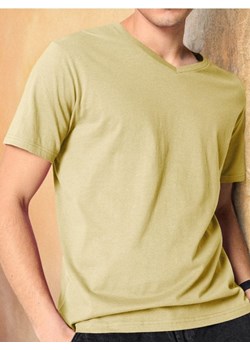 Sinsay - Koszulka - żółty - id: 1020Z-10X - marki Sinsay - 180413631 Sinsay - Koszulka - żółty ze sklepu Sinsay w kategorii T-shirty męskie - zdjęcie 180413631