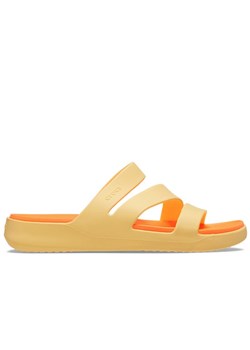 Klapki Crocs Getaway Strappy 209587-78Z - żółte ze sklepu streetstyle24.pl w kategorii Klapki damskie - zdjęcie 180419800