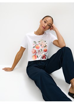 Mohito - T-shirt z nadrukiem zdobiony dżetami - biały ze sklepu Mohito w kategorii Bluzki damskie - zdjęcie 180430102