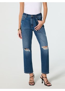 Sinsay - Jeansy mom fit z przetarciami - granatowy ze sklepu Sinsay w kategorii Jeansy damskie - zdjęcie 180437800